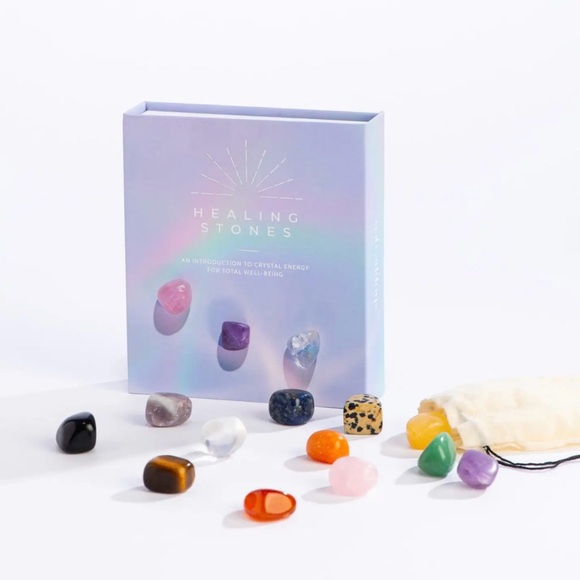 Shoppe Geo Other - Crystal Healing Stones by Shoppe Geo Gift Set w/Storage Bag